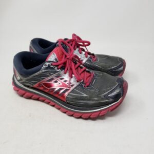 brooks sneakers